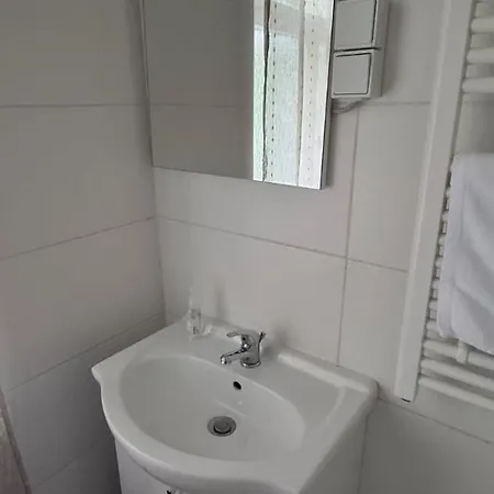 Bab And Apolo 3 Хемниц